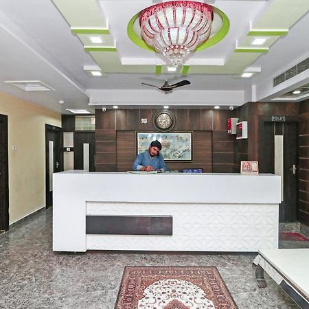 Oyo 15169 Hotel Rk Inn Lucknow Exterior foto
